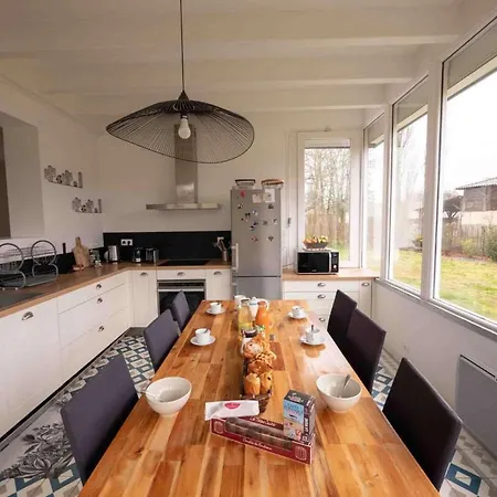 Charmante Pour 9 Avec Piscine Chauffee * Salles (Gironde)