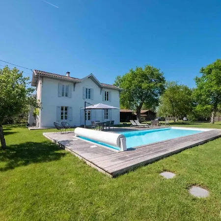 Charmante Pour 9 Avec Piscine Chauffee * Salles (Gironde)